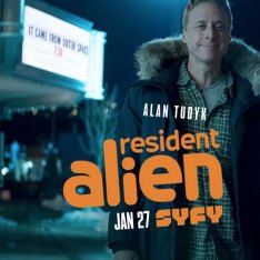 Засланец из космоса / Местный пришелец / Пришелец-постоялец / Resident Alien [Первый сезон] — скачать торрент фильм